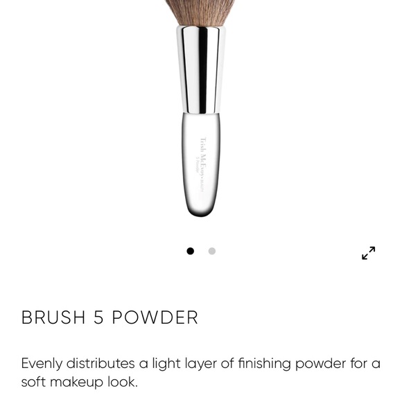 Trish McEvoy beauty brush - Picture 2 of 2
